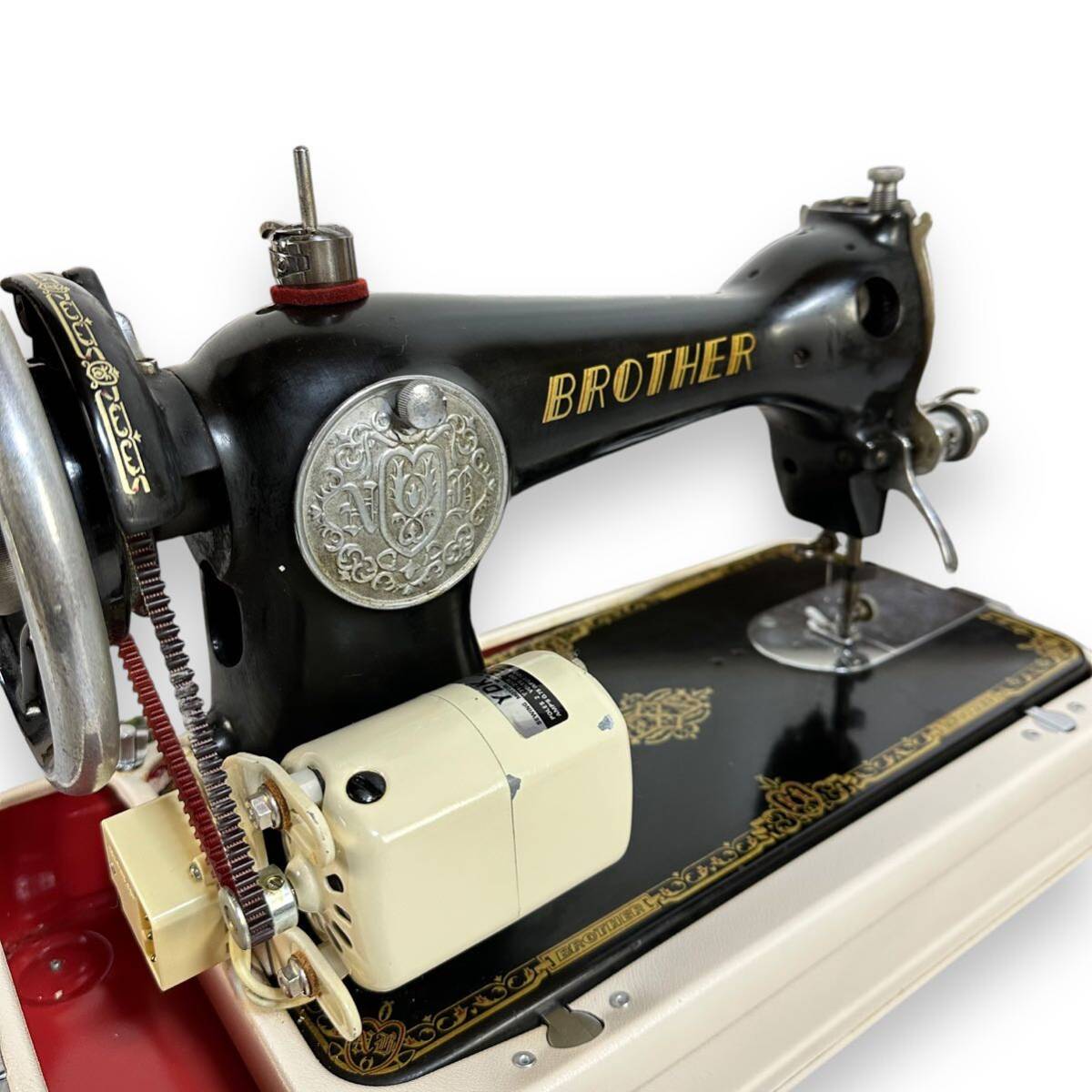 希少品】BROTHER ブラザー Sewing Machine 踏み ミシン 希少品】BROTHER ブラザー Sewing Machine 踏み ミシン