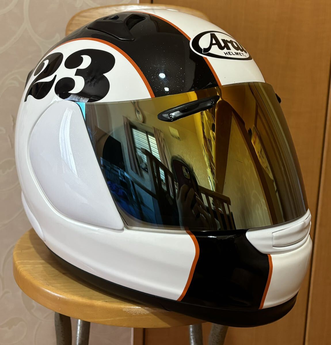 Arai PROFILE フルフェイス 白 Mサイズ 57 58cm アライ プロファイル Mサイズ(57 58cm)ミラーシールド付 送料