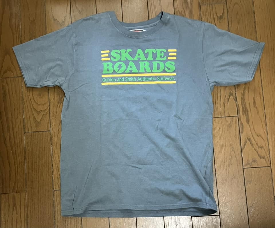 GORDON AND SMITH AUTHENTIC SURFWEAR / SKATE BOARDS　（メンズLLサイズ）