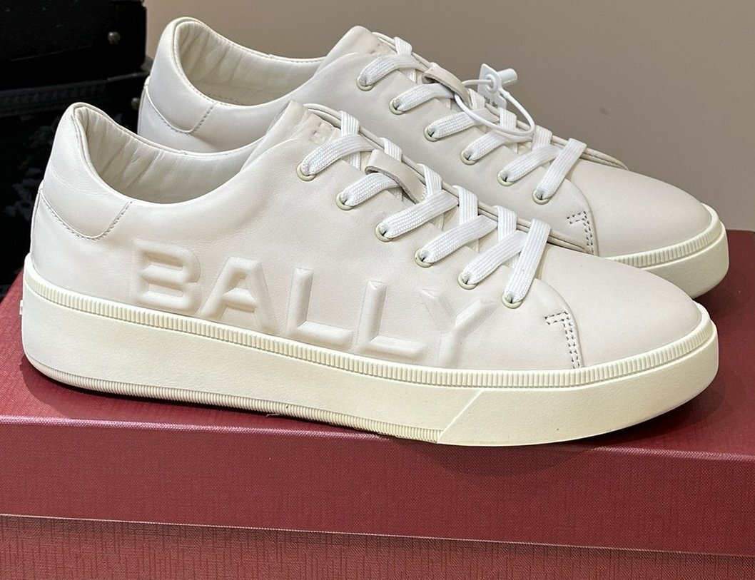 未使用 Bally（バリー）スニーカー 箱付き メンズ サイズ 26ｃｍ ホワイト