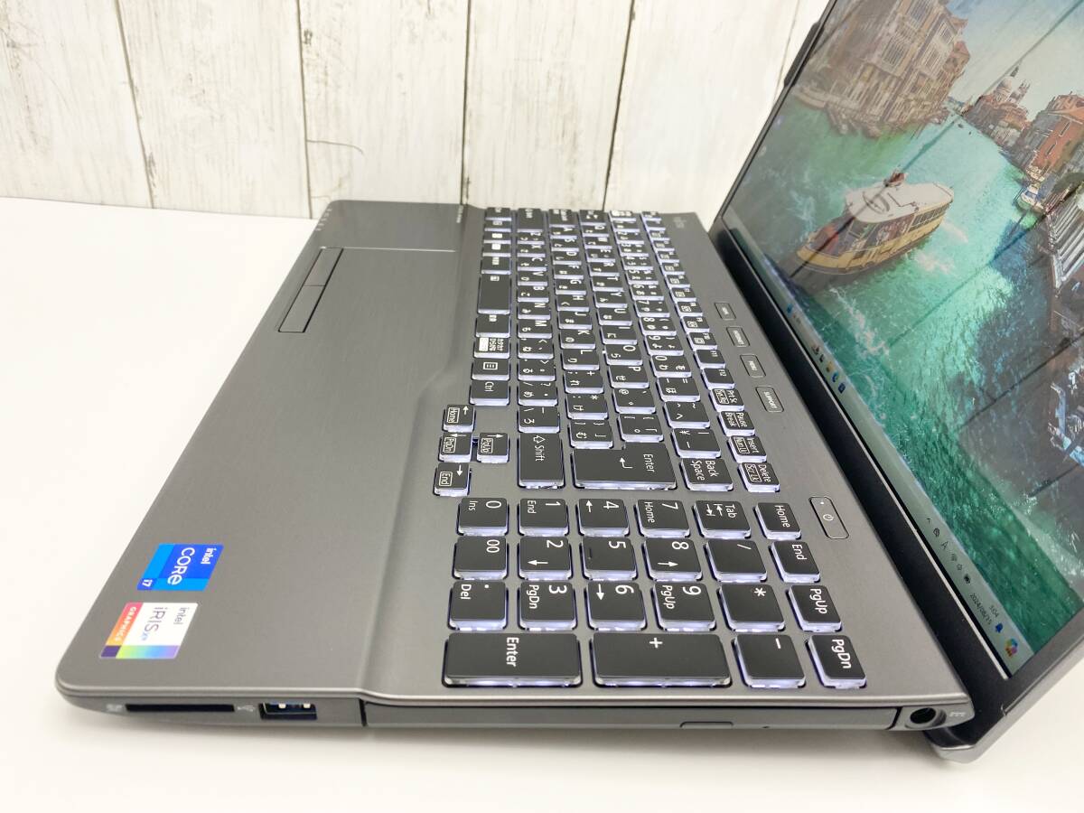 【最新OS Windows11】SSD1TB メモリ32GB 富士通 ノートPC AH54/G2 第12世代Core i7-1260P Office Webカメラ Bluetooth Zoom Blu-ray 【最新OS Windows11】SSD1TB メモリ32GB 富士通 ノートPC AH54/G2 第12世代Core i7-1260P Office Webカメラ Bluetooth Zoom Blu-ray