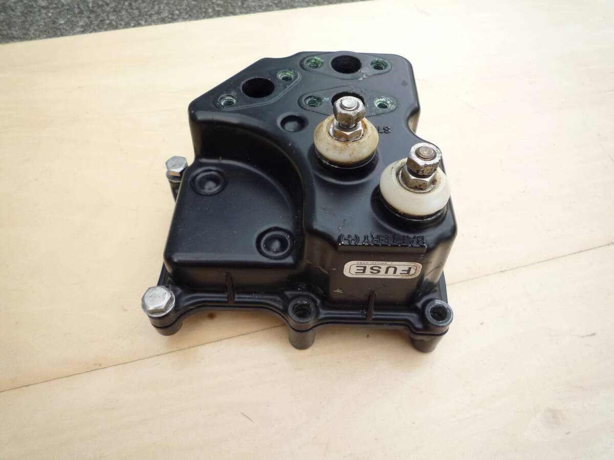 【即決】カワサキ　旧X－2　ペケ2　650用　650X－2　純正部品　電装ボックス　防水ヒューズケース付き　淡水使用　使用期間短い　保管品