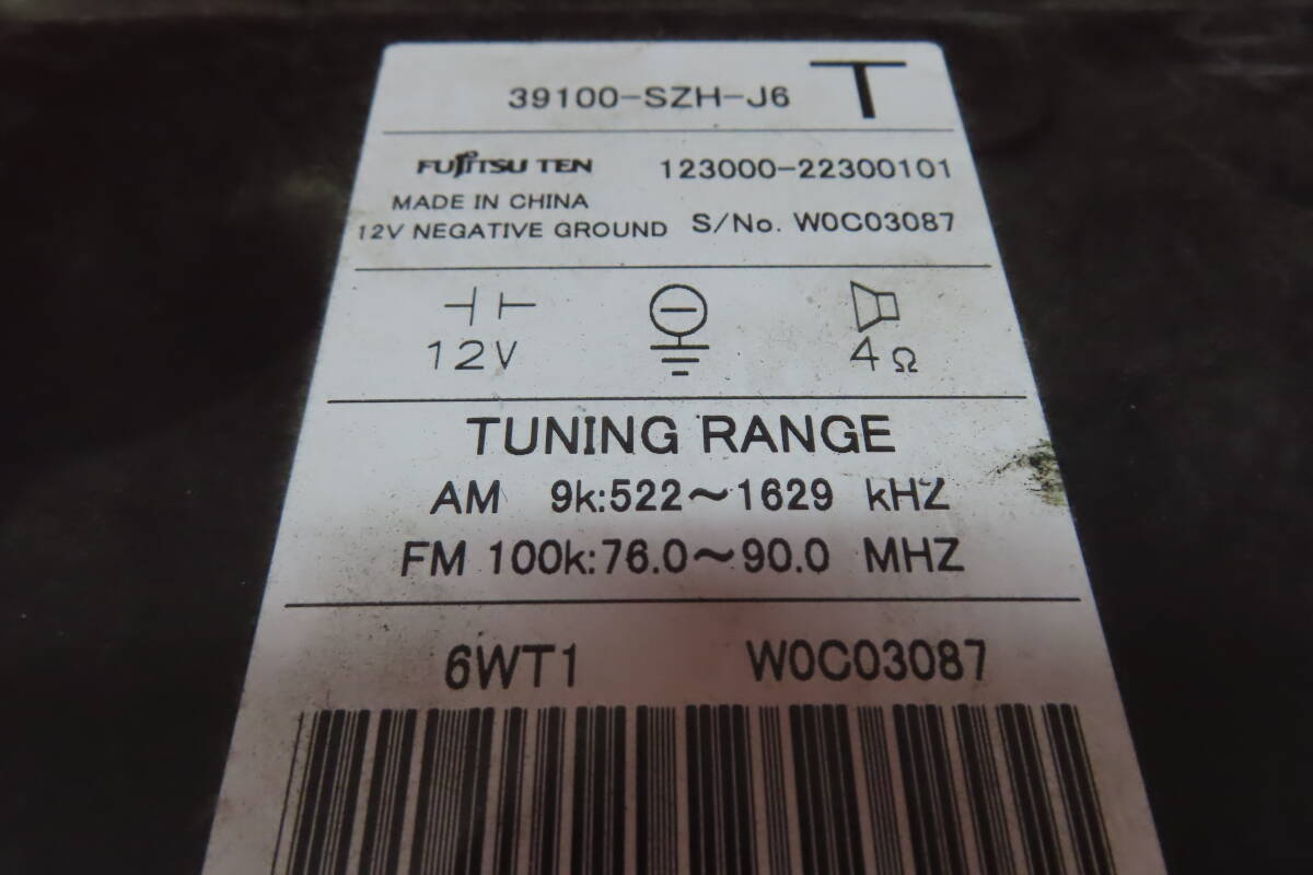 CS1125* Honda оригинальный JC1 жизнь 39100-SZH-J6 CD плеер панель Car Audio корпус только 