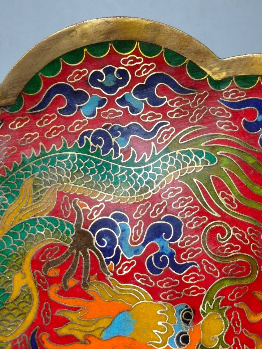 仁】『銅製・景泰藍・琺瑯彩・祥龍護主紋・賞盤・置物・賞物 仁】『銅製・景泰藍・琺瑯彩・祥龍護主紋・賞盤・置物・賞物