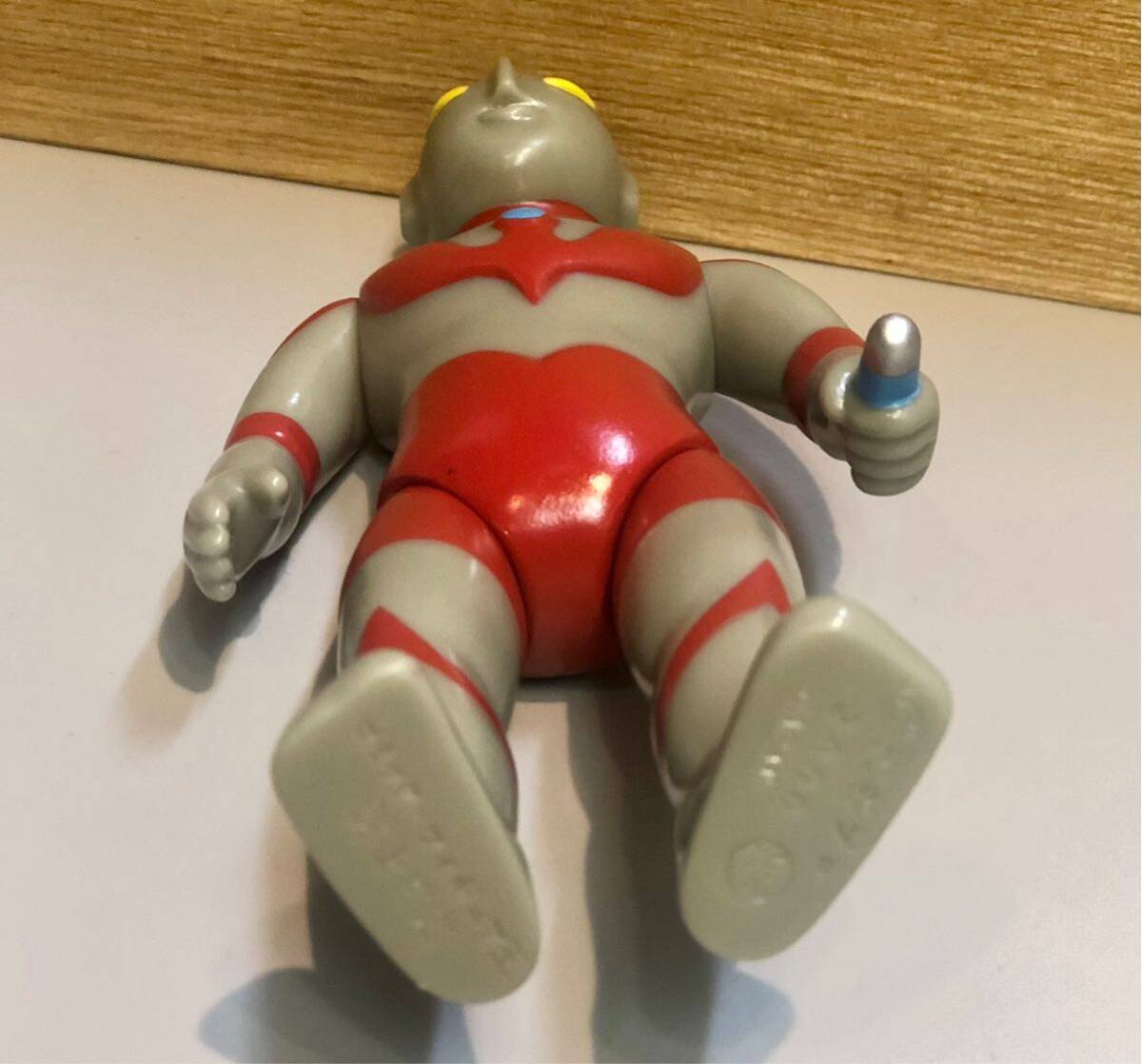 M1号 2000年フィギュア王限定発売 ウルトラマン ソフビ マルサン風な顔 M1号 2000年フィギュア王限定発売 ウルトラマン ソフビ マルサン