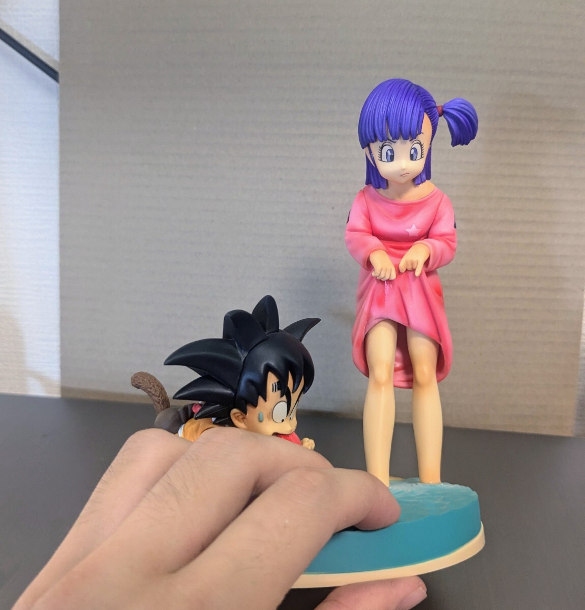 ドラゴンボール リペイント 悟空 ブルマ 扉絵カラー フィギュア くじ Yahoo!オークション - dragon ball ドラゴンボール リペイント