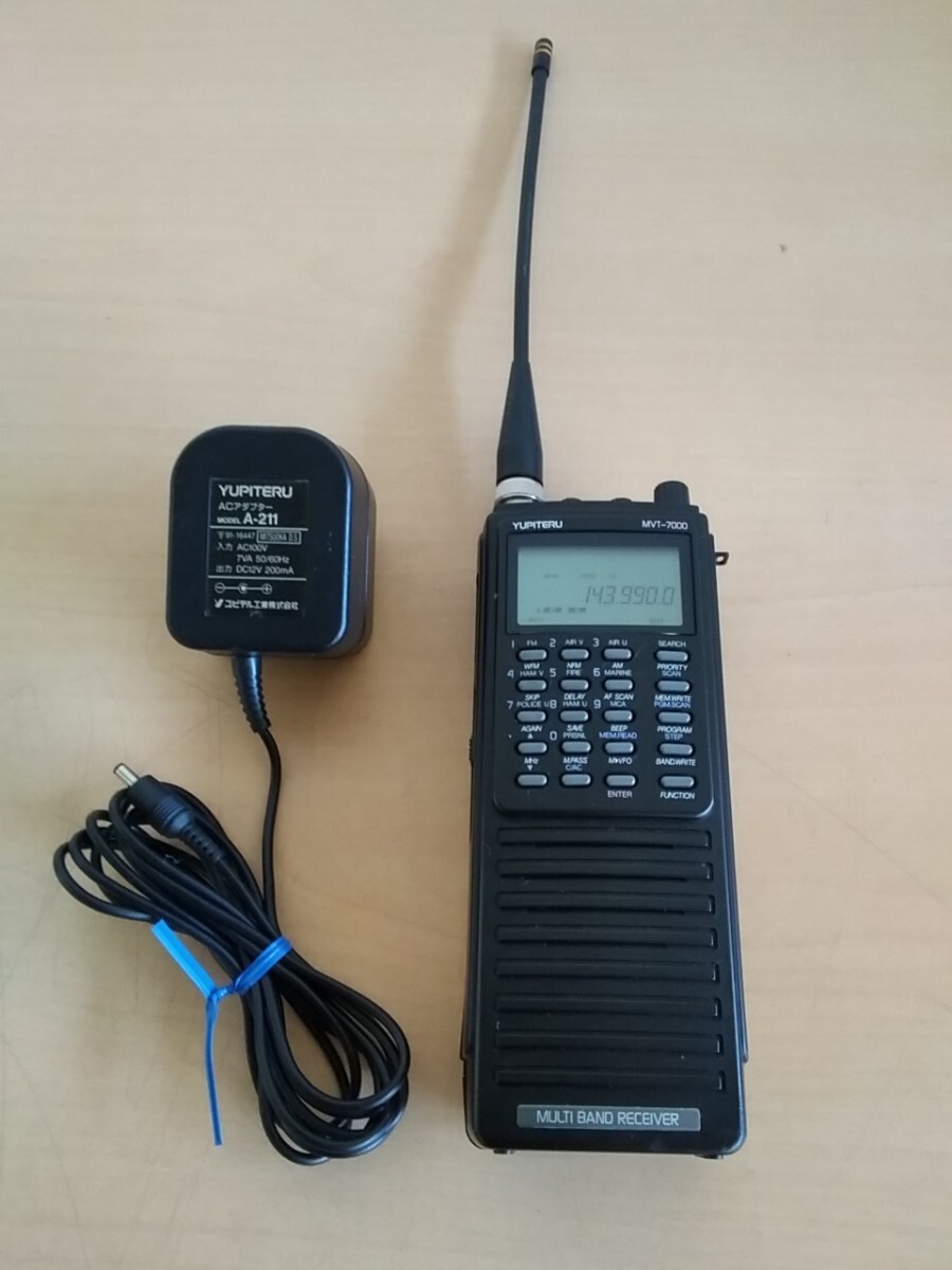 YUPITERU MVT-7000 マルチバンドレシーバー 通電確認のみ 現状品 YUPITERU MVT-7000 マルチバンドレシーバー 通電確認のみ 現状品