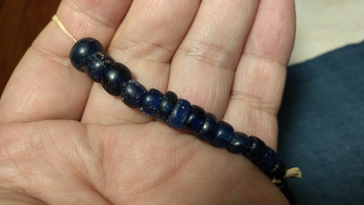 哲】古墳の切子玉と管玉とガラス小玉（古墳時代）（哲古墳の切子