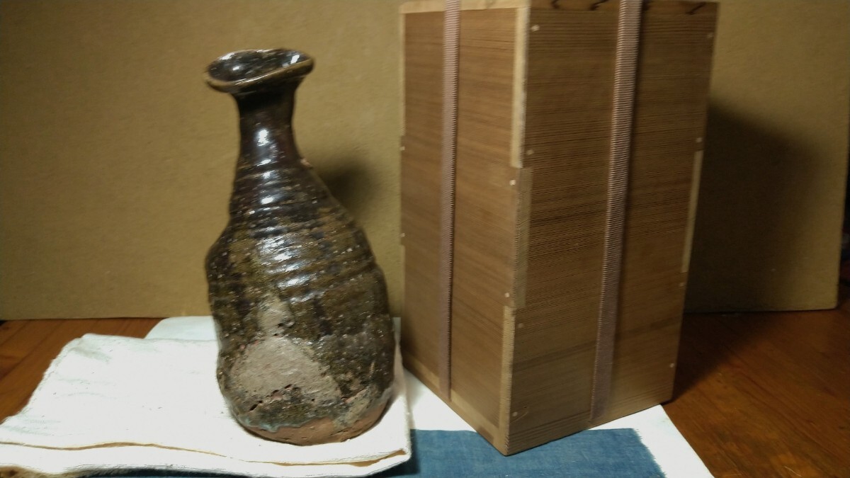 唐津焼き、角型掛花生け 唐津焼き、角型掛花生け
