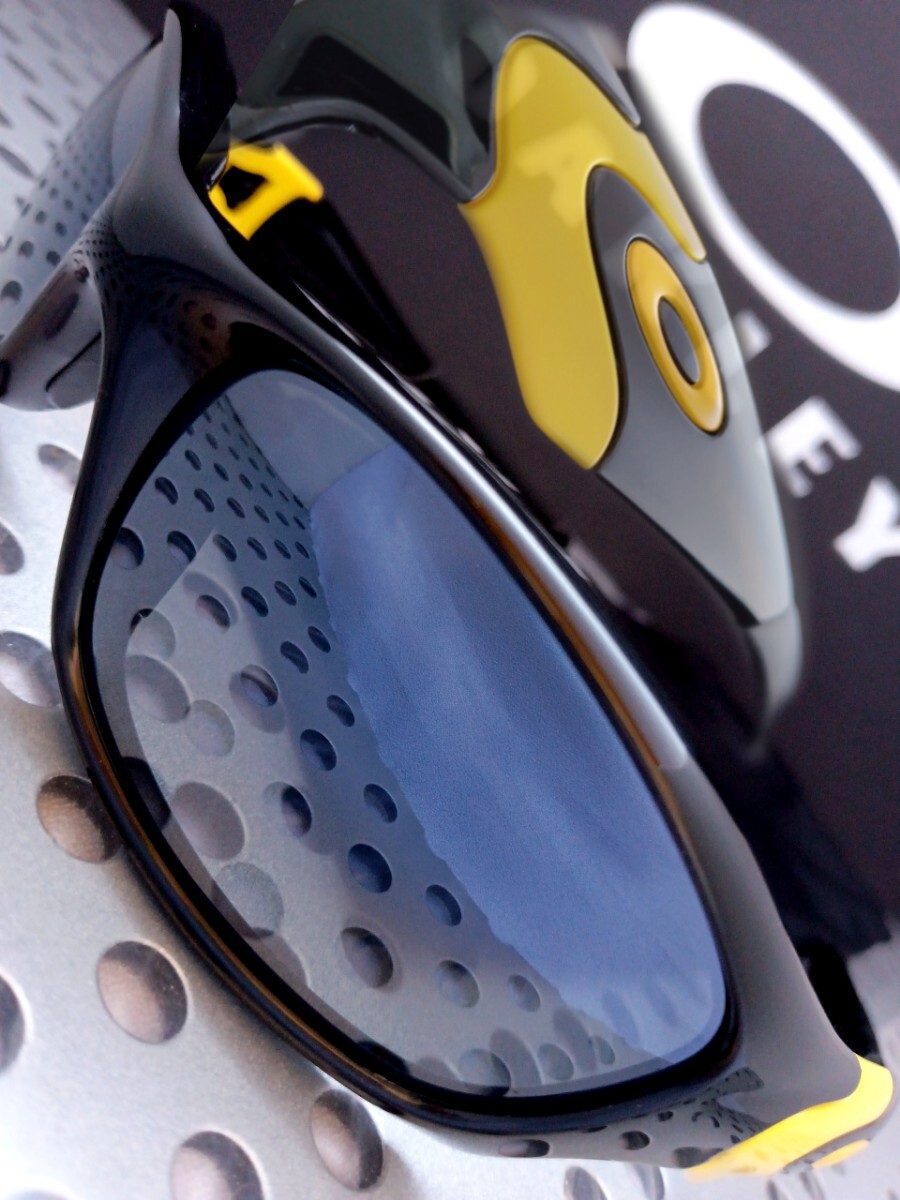 偏光・限定フレーム!ストレートジャケット☆ブラック【OAKLEY 偏光・限定フレーム!ストレートジャケット☆ブラック【OAKLEY