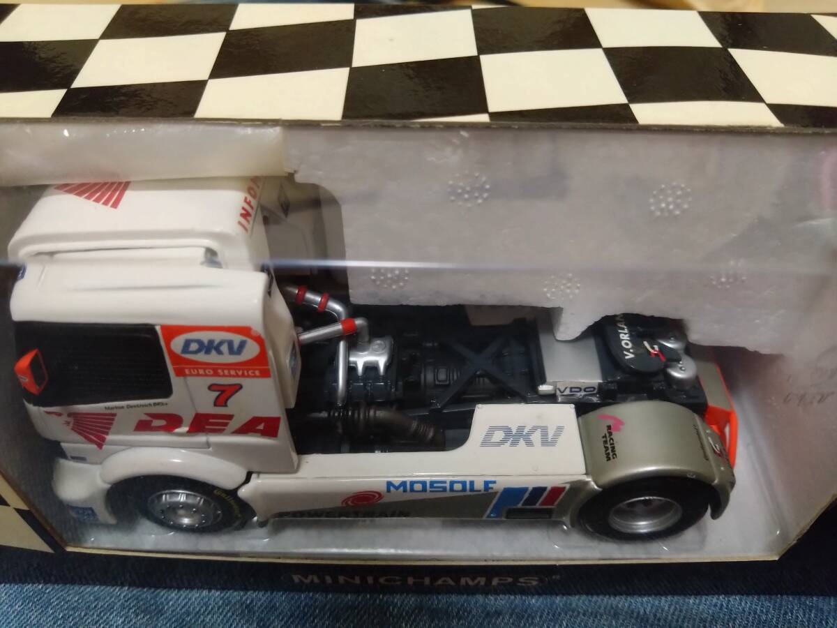 1/43 MINICHAMPS メルセデス・ベンツ　レーストラック　DKV Mレーシングチーム