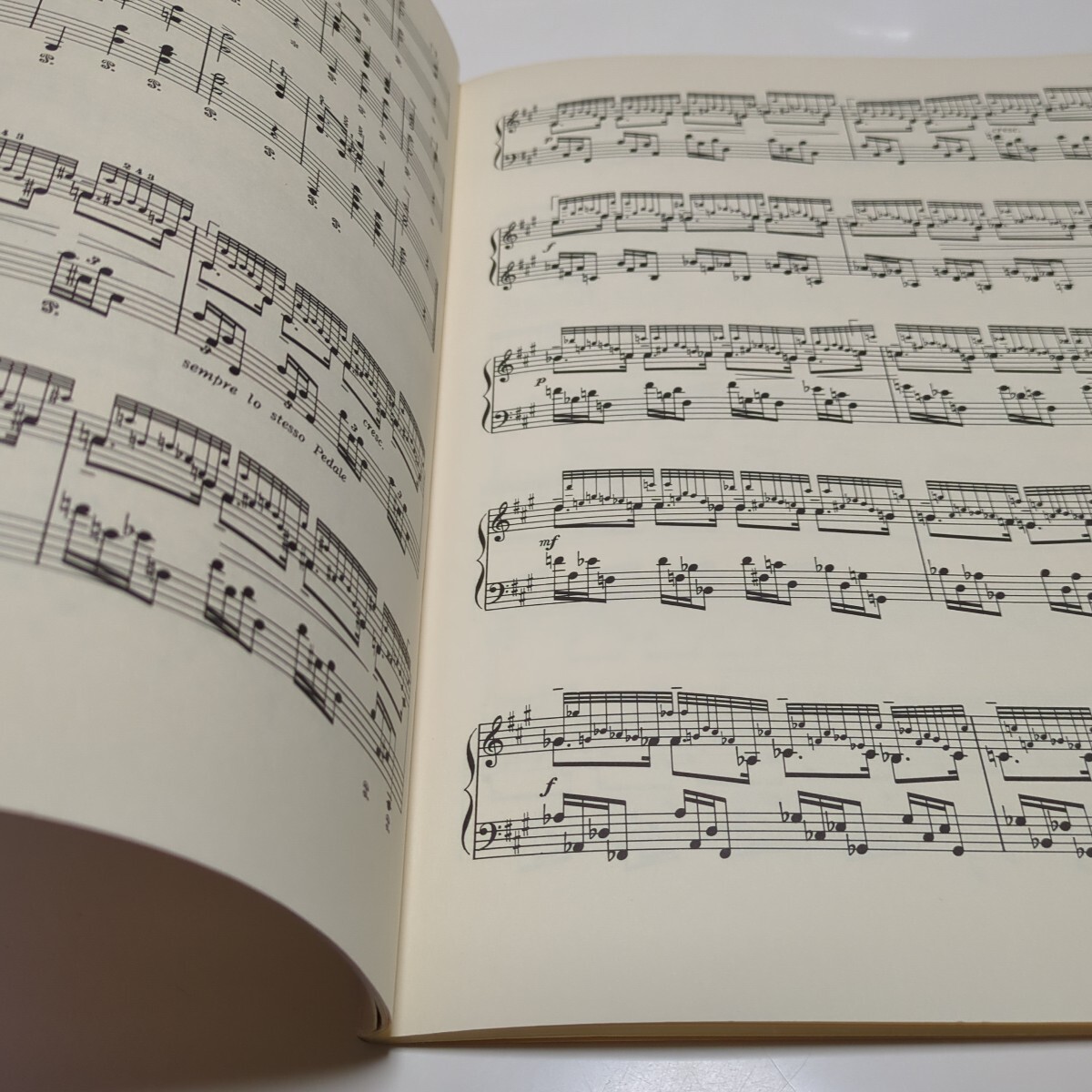 ショパン = クロイツァー 前奏曲 音楽之友社 昭和51年第2刷 中古 ショパン = クロイツァー 前奏曲 音楽之友社 昭和51年第2刷 中古