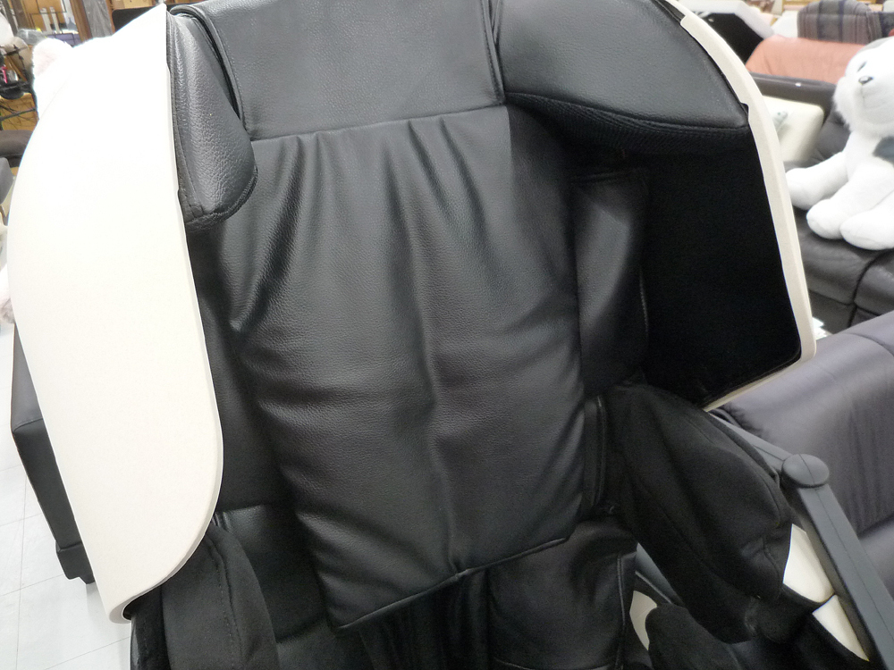 苫小牧市內(nèi)近郊限定 マッサージチェア ファミリーイナダ ルピナスロボ FMC-LPN30000 2019年 中古 INADA 苫小牧西店