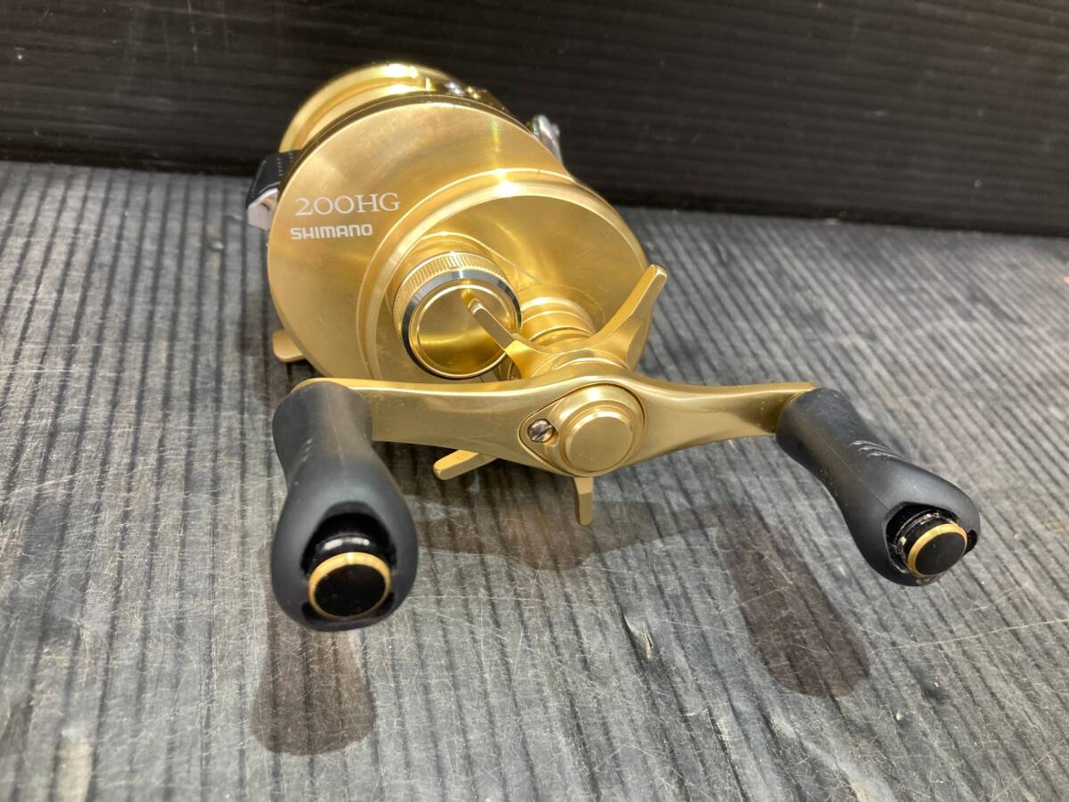 中古品】SHIMANO 15カルカッタコンクエスト 200HG ITMWAKOGZ81O 中古品】SHIMANO 15カルカッタコンクエスト 200HG ITMWAKOGZ81O