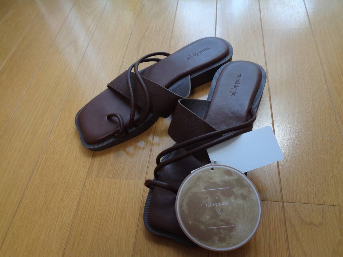 しまむら☆インフルエンサーコラボ☆ゆみ☆yumi☆tal.byyumi☆新品☆クロス☆サンダル☆ミュール☆靴☆淡色コーデ☆秋色☆ブラウン☆M軽量