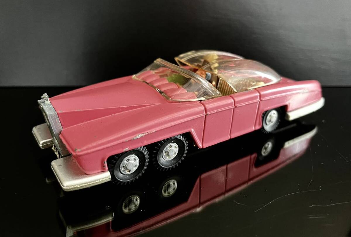 1/43 人気希少品　ペネロープFAB1 サンダーバード