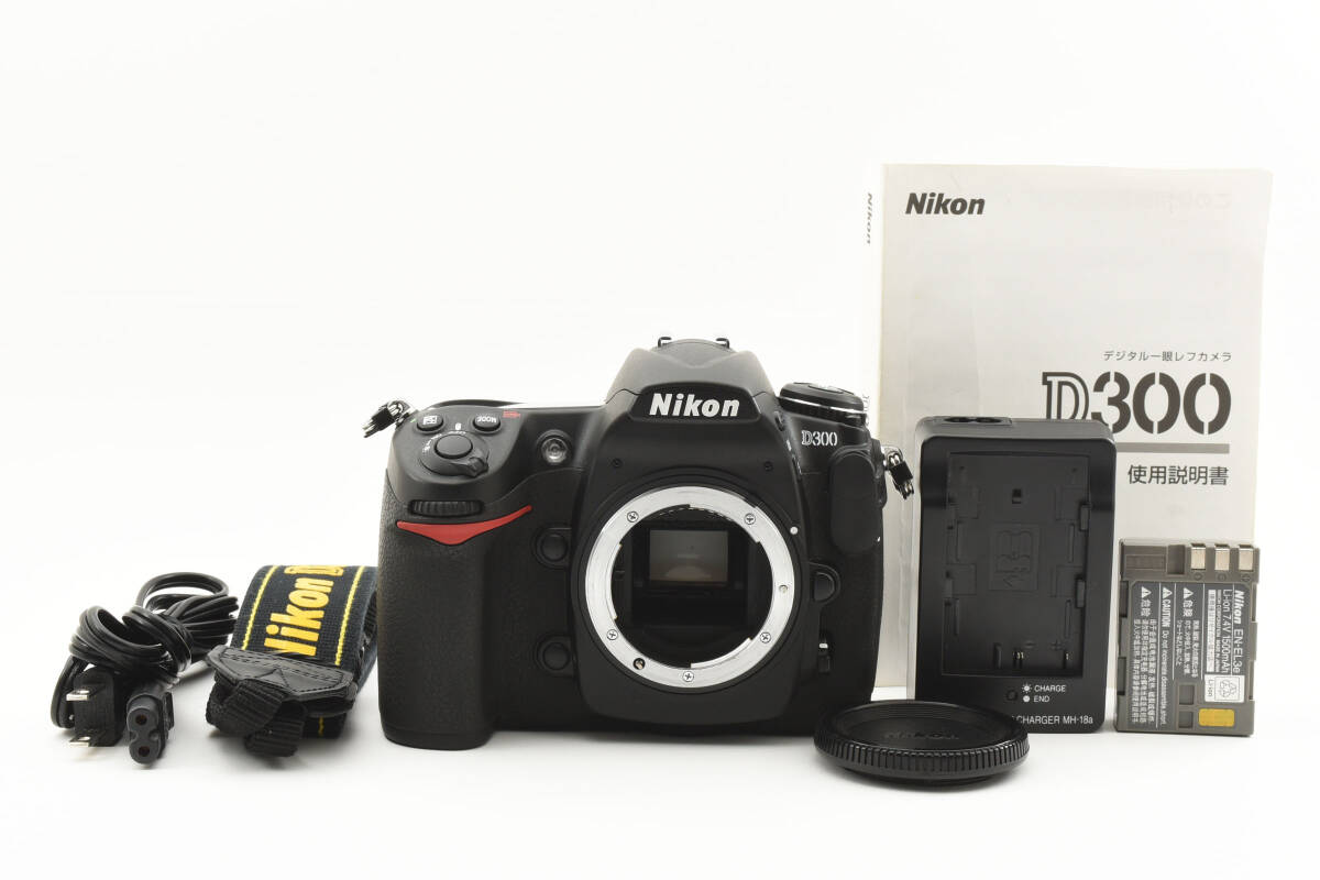 【美品】ニコン Nikon D300　ボディ　　《ショット数わずか92回》　 AU160838A3260