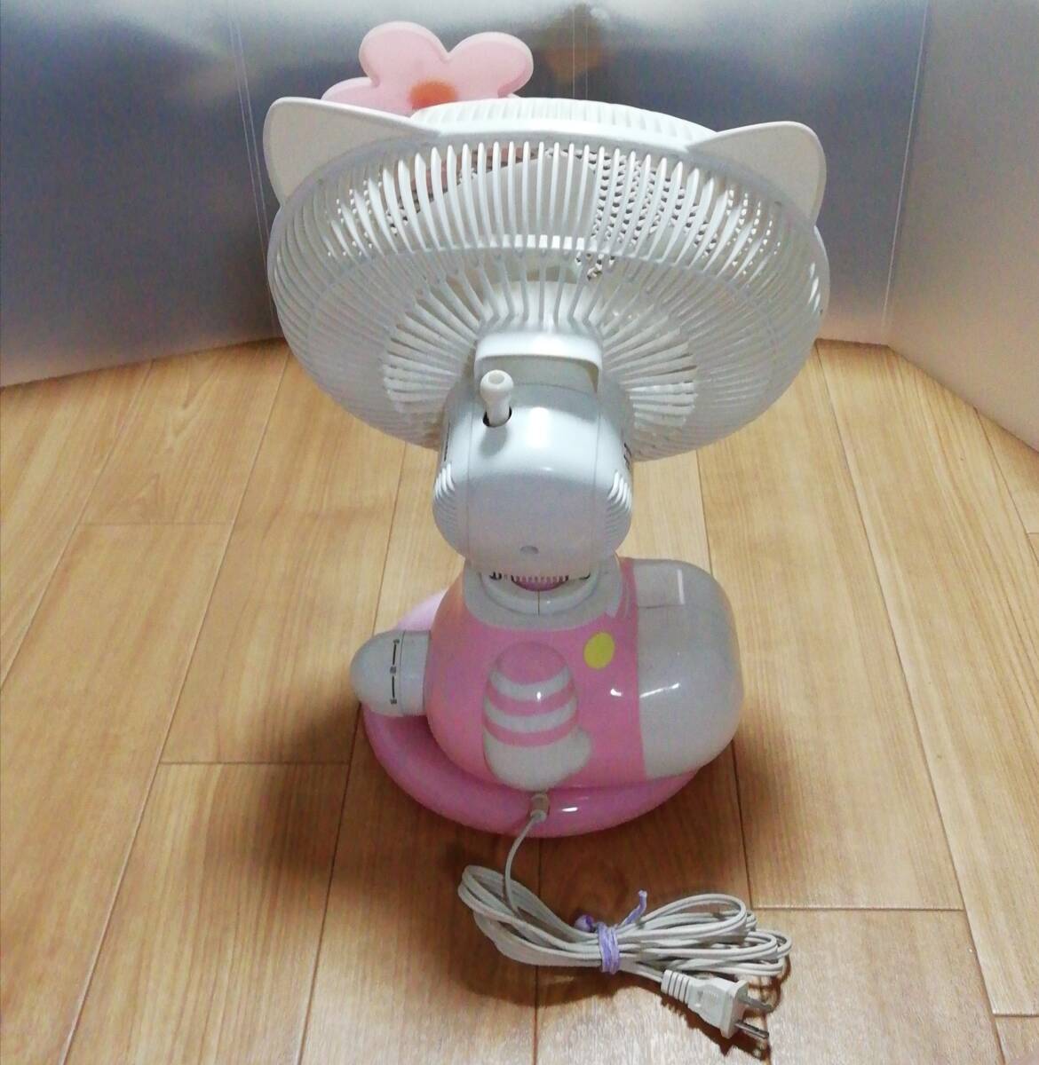 【未開封】ハローキティ 扇風機 dpm-187kd-s 2004年製 美品】ハローキティ キティーちゃん パーソナル 扇風機 DPM