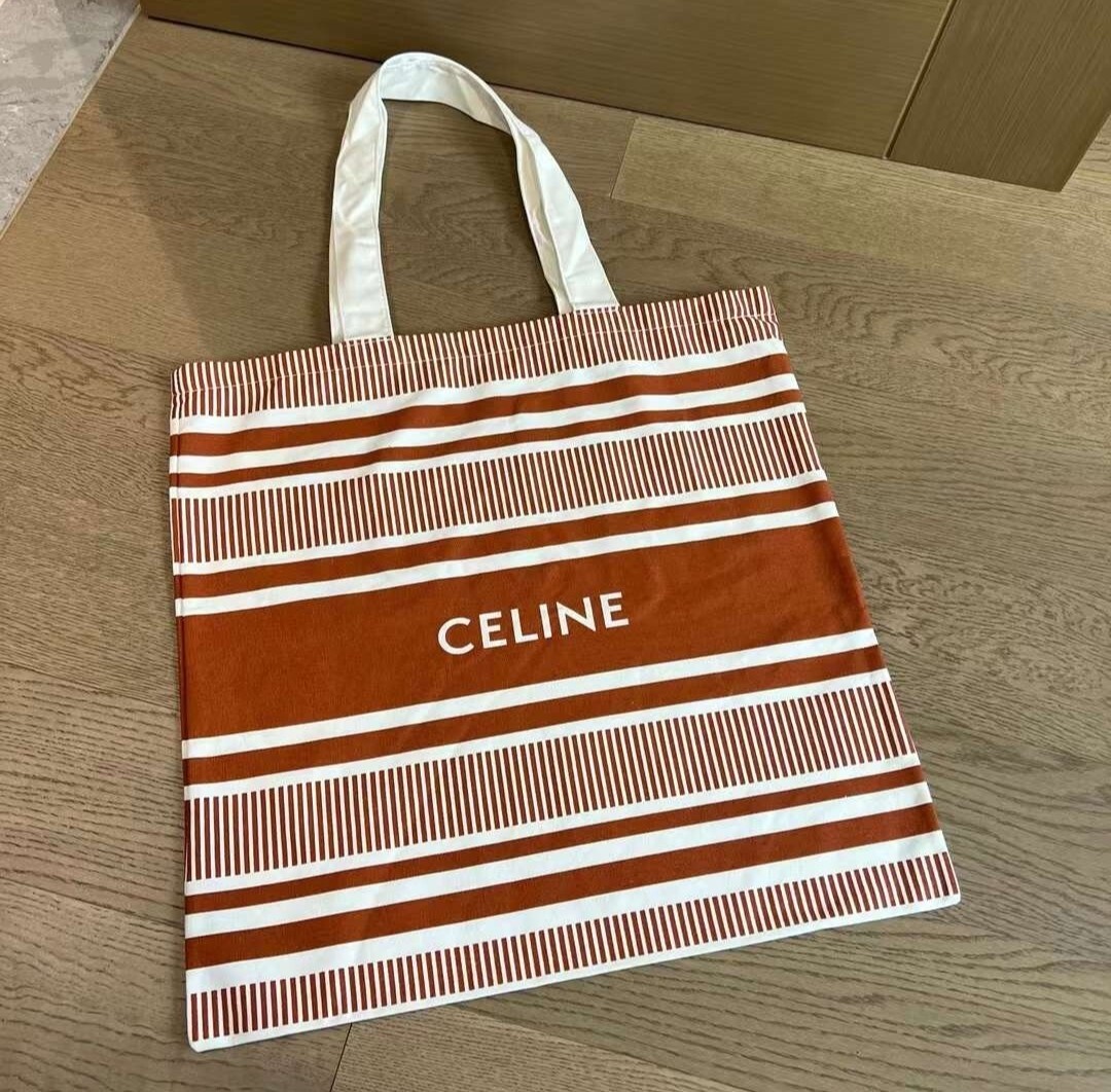 CELINE ノベルティトートバック エコバッグ トリオンフ Lサイズ CELINE ノベルティトートバック エコバッグ トリオンフ Lサイズ