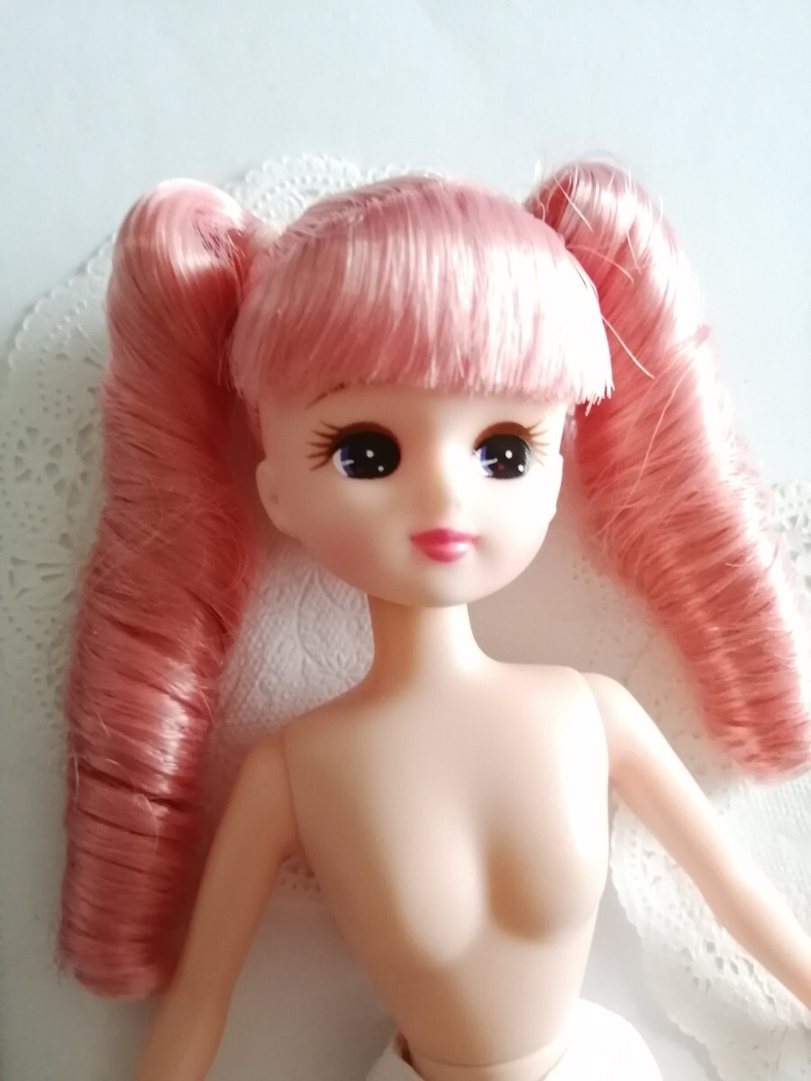 4r0829 スペシャルカラーヘア ピンク 髪 縦ロール ツインテール リカちゃん ゆめかわ リカちゃん人形 本体