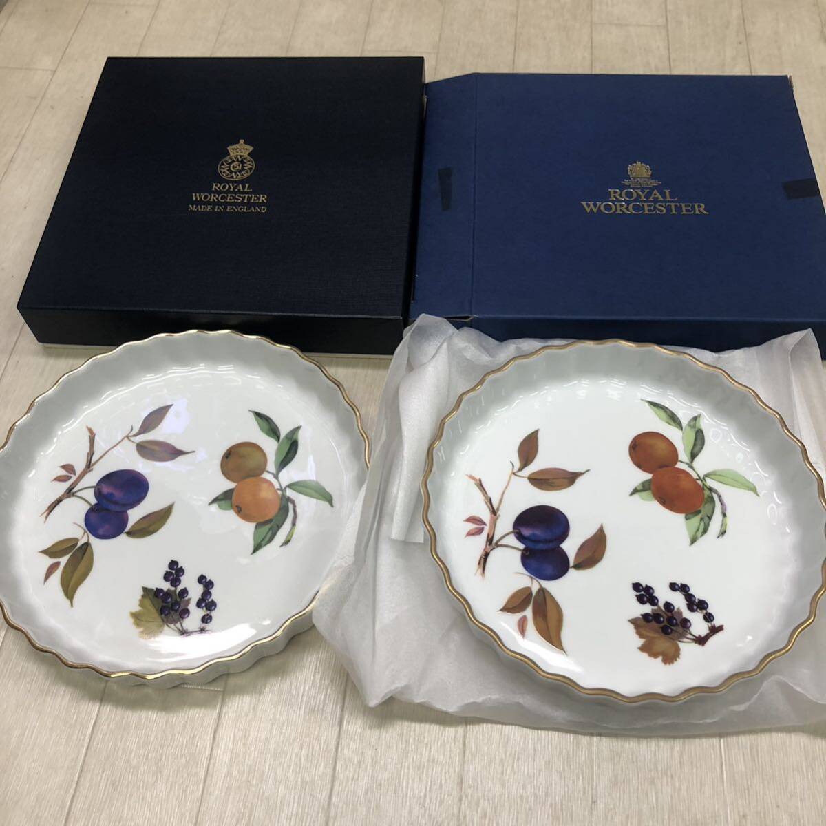 【5ad6cc06】中古保管品　2枚セット ロイヤル ウースター イヴジャムゴールド　器　食器　プレート　グラタン皿？　箱付
