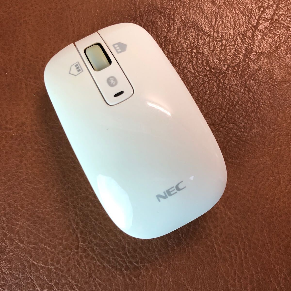 NEC Bluetoothマウス MT-1337 白 ワイヤレスマウス(ワイヤレス NEC Bluetoothマウス MT-1337 白 ワイヤレスマウス(ワイヤレス