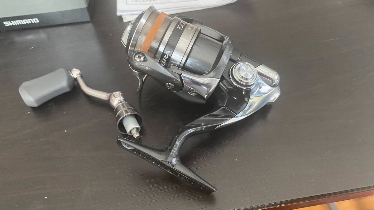 シマノ 17 BB-X ハイパーフォース C3000DXXG S 右巻き ボディ シマノ 17 BB-X ハイパーフォース C3000DXXG S 右巻き ボディ