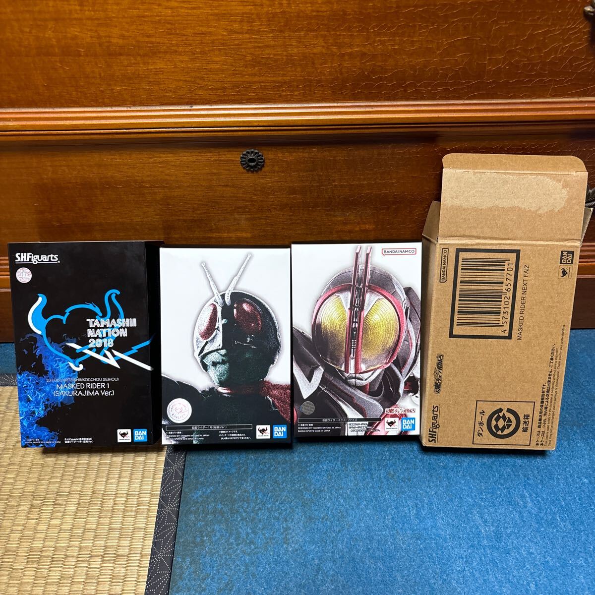 S.H.figuarts 真骨彫製法 仮面ライダー1号(桜島Ver)&仮面ライダーネクストファイズ