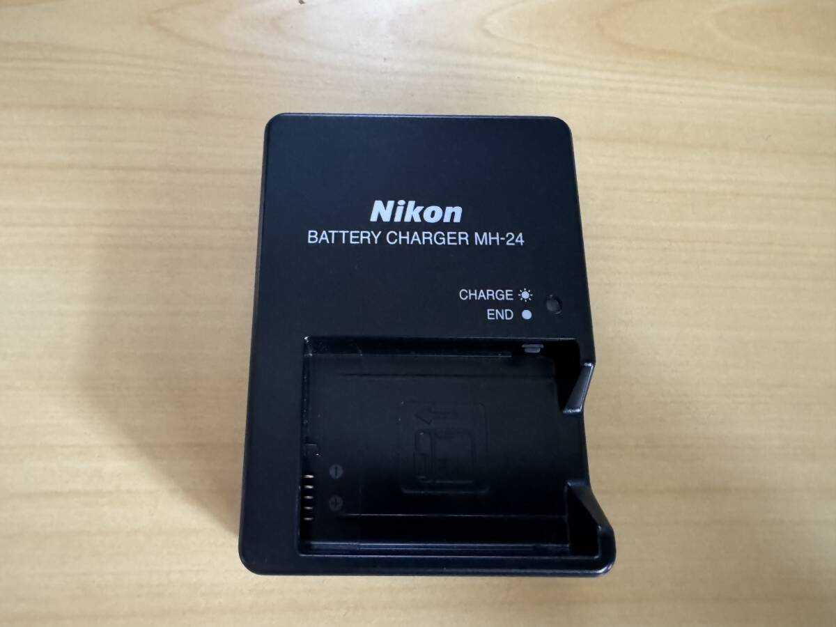 Nikon ニコン　純正充電器　MH-24　＃1408