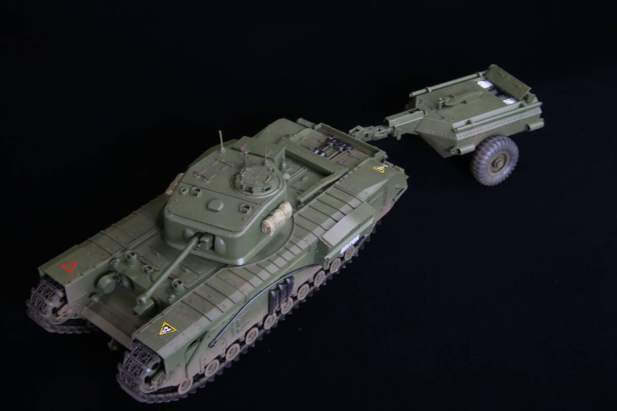 1/35　タミヤ　チャーチルクロコダイル　完成品