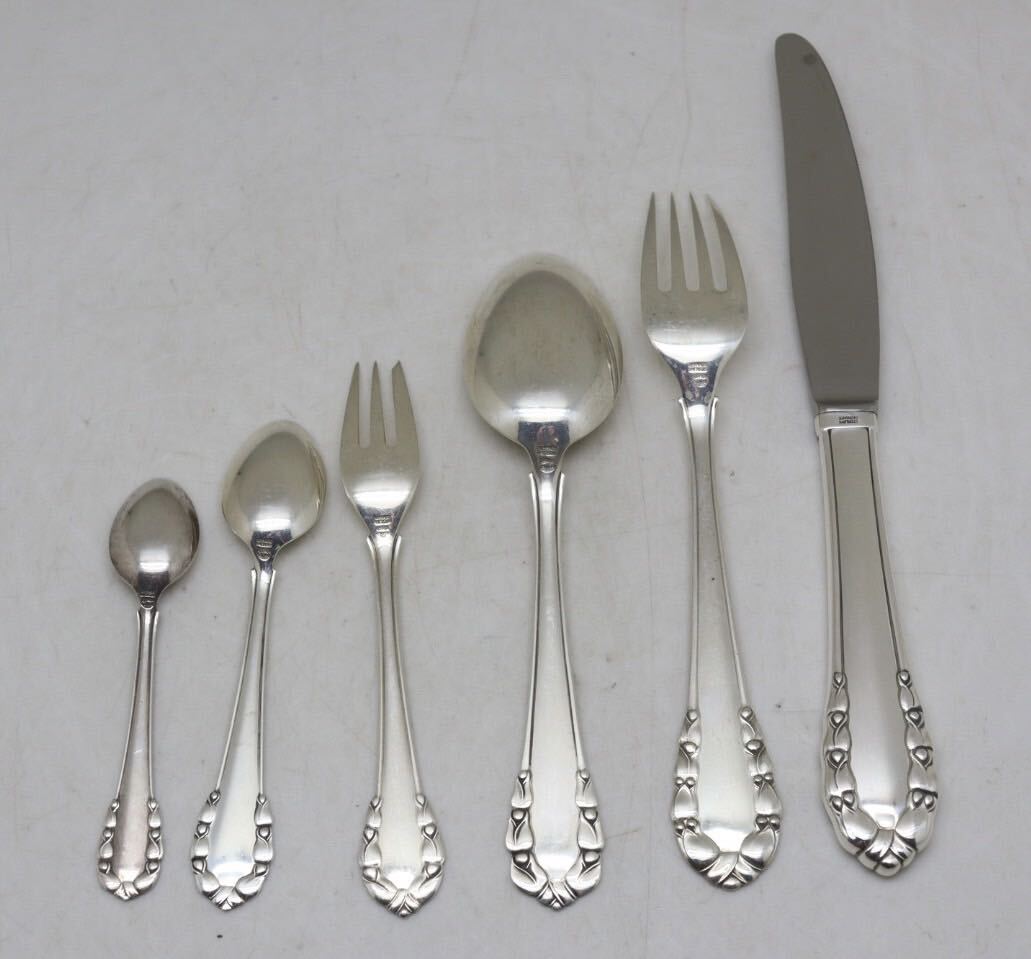 【Ravinet D’Enfert 】コキーユのナイフレスト 12個　ケース Ravinet D'Enfert コキーユのナイフレスト 12個【シルバー