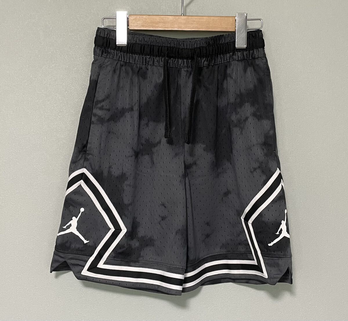 S 新品 JORDAN バスパン ショートパンツ ダイヤモンドショーツ S 新品 JORDAN バスパン ショートパンツ ダイヤモンドショーツ