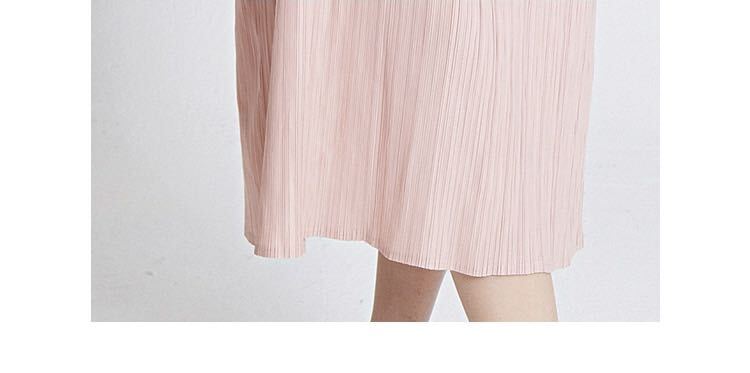 レディース　プリーツ釣りワンピース肌觸り弾力があり通気性ドレープ性いい　手入りやすい 大人可愛(ài)いダークブルー