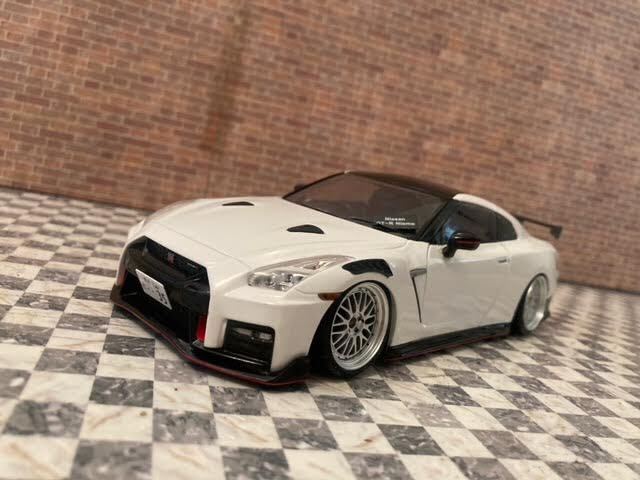 Yahoo!オークション - 1/24 日産 GT-R R35 後期型 ニスモ 国産 Yahoo!オークション - 1/24 日産 GT-R R35 後期型 ニスモ 国産