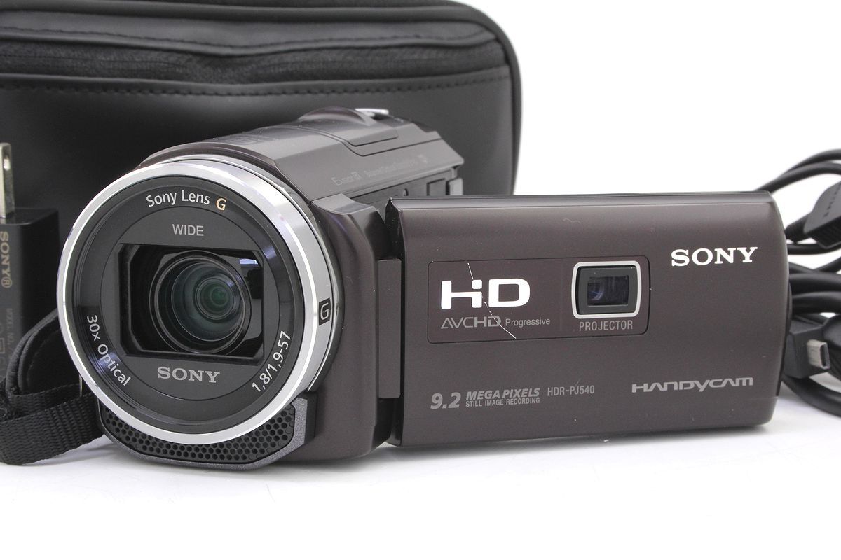 HDR-PJ540 特長 : プロジェクター機能 | デジタルビデオカメラ HDR-PJ540 特長 : プロジェクター機能 | デジタルビデオカメラ