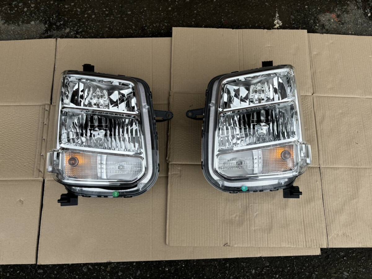 新車取り外し エブリィ ワゴン DA17W　純正LEDヘッドライト 刻印BL 新車取り外し エブリィ ワゴン DA17W純正LEDヘッドライト 刻印BL