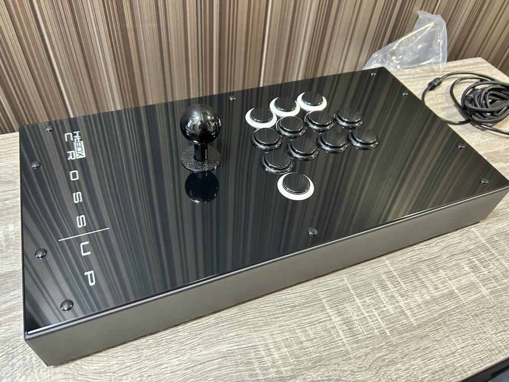 送料無料 新品同様 HITBOX社製 CROSSUP クロスアップ PC/PS4対応 送料無料 新品同様 HITBOX社製 CROSSUP クロスアップ PC/PS4対応