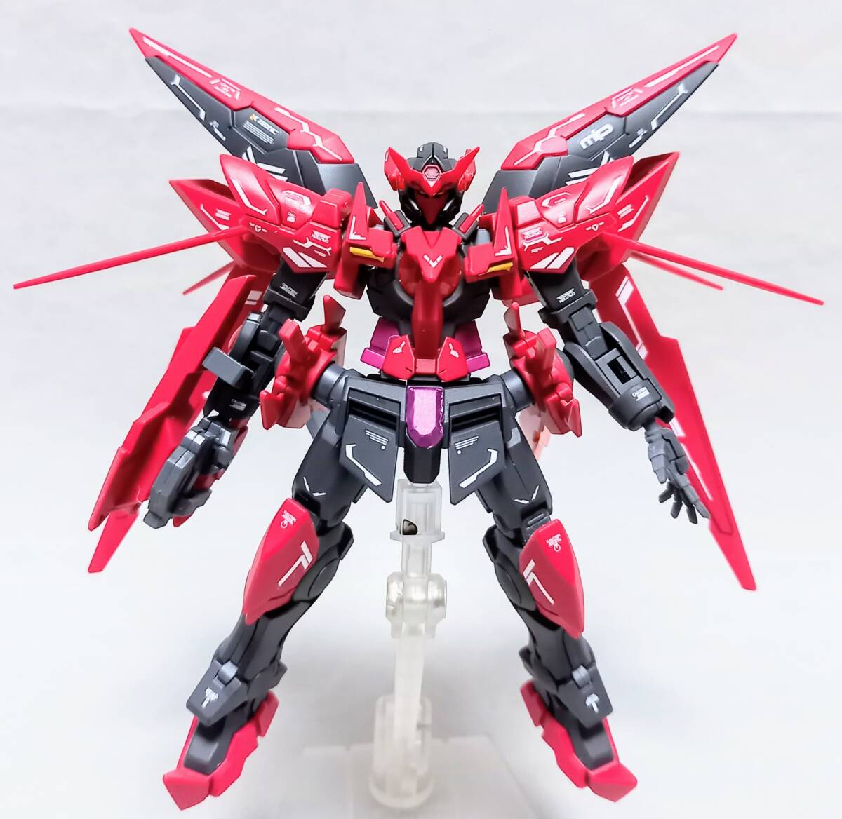 完成品 HGBF 1/144 ガンダムエクシアダークマター【組立て済み 完成品 HGBF 1/144 ガンダムエクシアダークマター【組立て済み