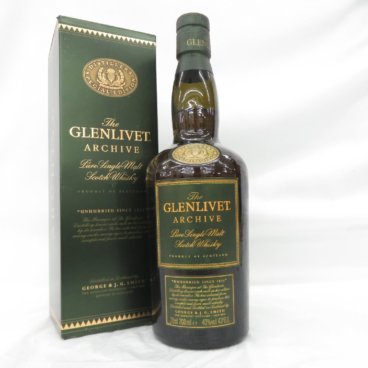 【未開栓】THE GLENLIVET ザ・グレンリベット アーカイブ ウイスキー 700ml 43% 箱付 11648460 0815
