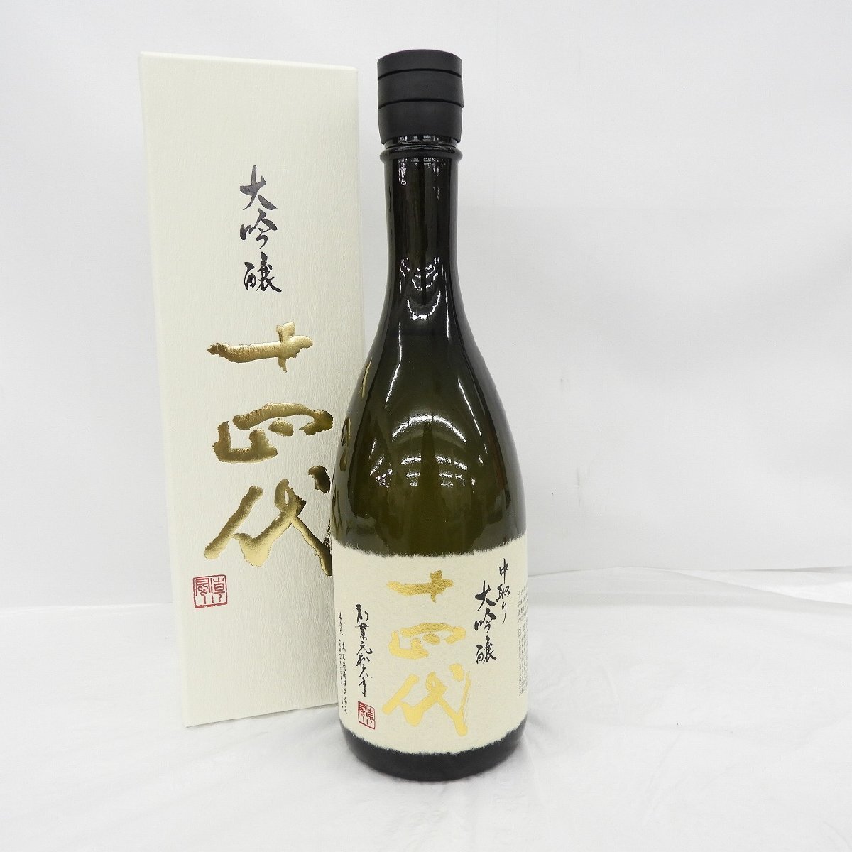 未開栓 十四代 中取り大吟醸 日本酒 720ml 15% 製造年:2024年 未開栓 十四代 中取り大吟醸 日本酒 720ml 15% 製造年:2024年