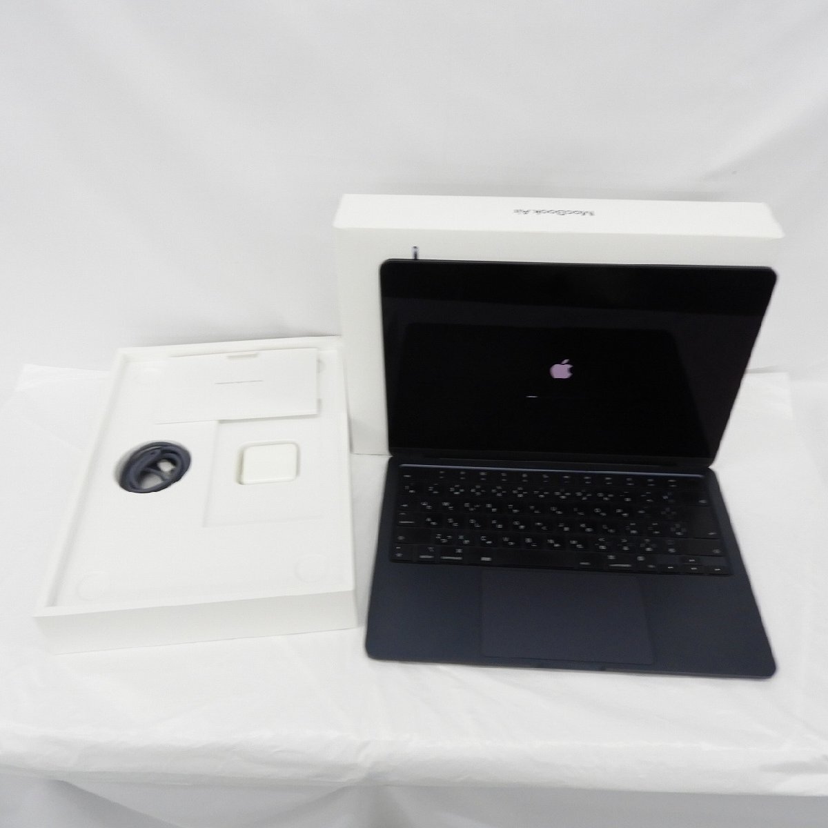 【中古品】Apple ノートPC MacBook Air Liquid Retina 13.6インチ MLY43J/A ミッドナイト 2022年モデル M2/8GB/512GB 11650562 0831