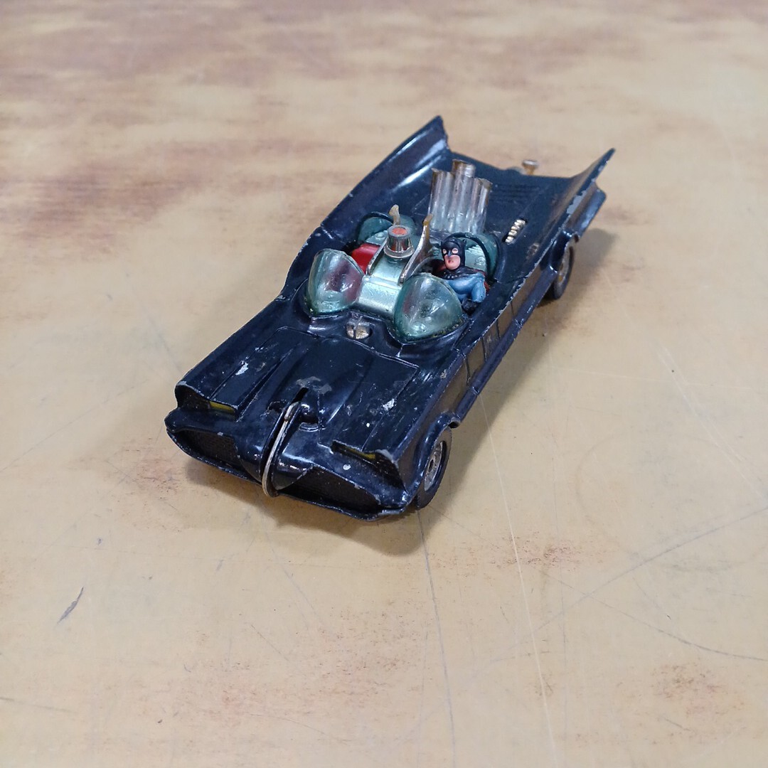 Yahoo!オークション - CORGI TOYS バットマン バットモービル Yahoo!オークション - CORGI TOYS バットマン バットモービル