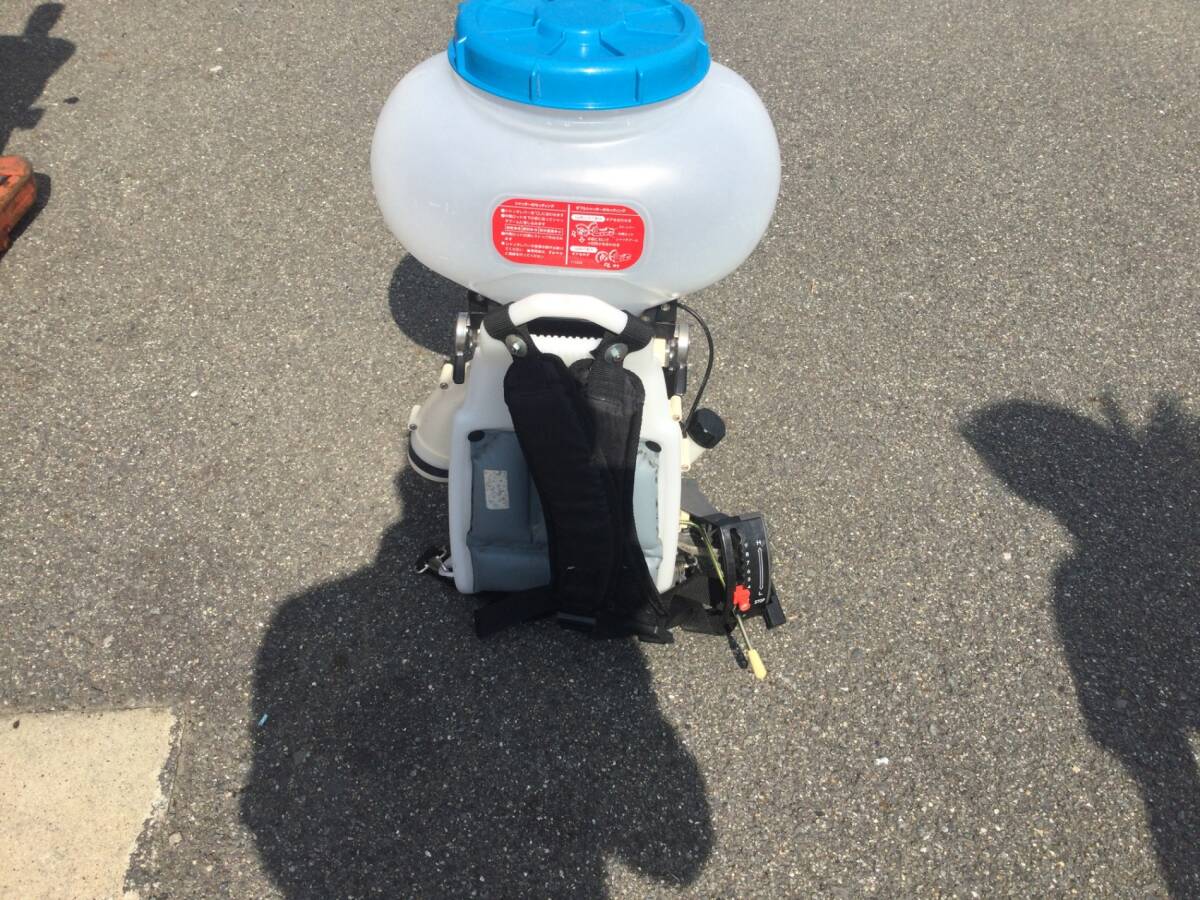 引取限定】【中古品】BIGM 背負動力散布機 GD300B ITH2CPSZJFMS 引取限定】【中古品】BIGM 背負動力散布機 GD300B ITH2CPSZJFMS