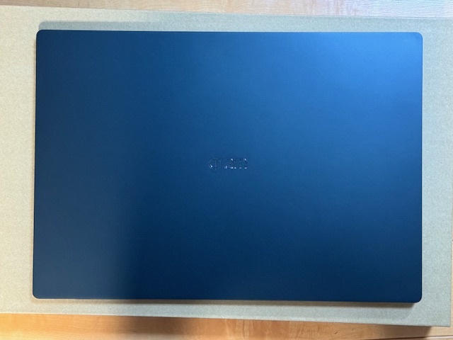【ほぼ新品】 LG gram Pro/17.0インチIPS液晶/Win11Home/Core Ultra 7 155H/1299g/薄さ12.9mm/メモリ 16GB SSD 1TB/17Z90SP-MA78J