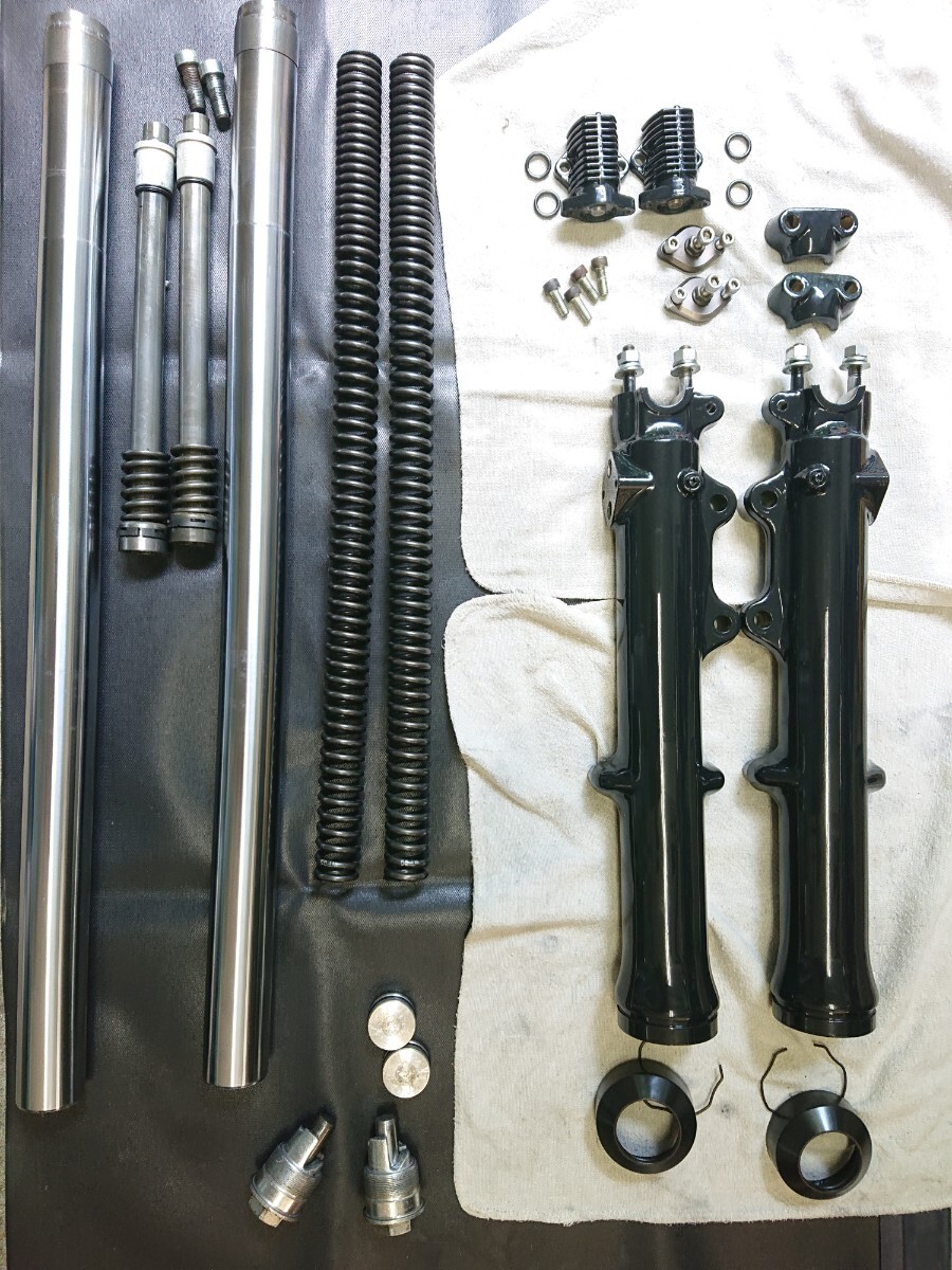 O/H 低走行 GSX1100S カタナ フロントフォーク 再塗装 バラ売り O/H 低走行 GSX1100S カタナ フロントフォーク 再塗装 バラ売り