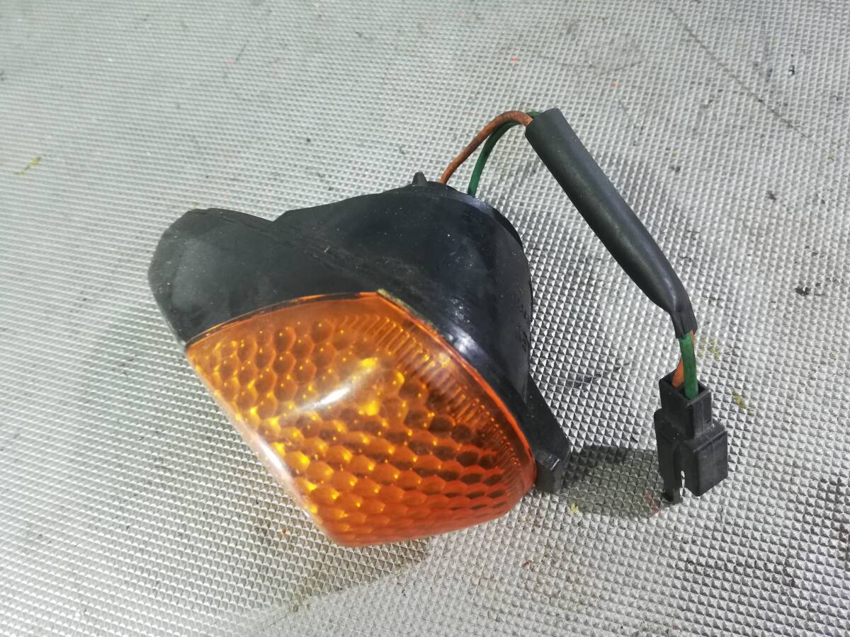 .DWQ7 MC11 NSR250R передний указатель поворота левый 