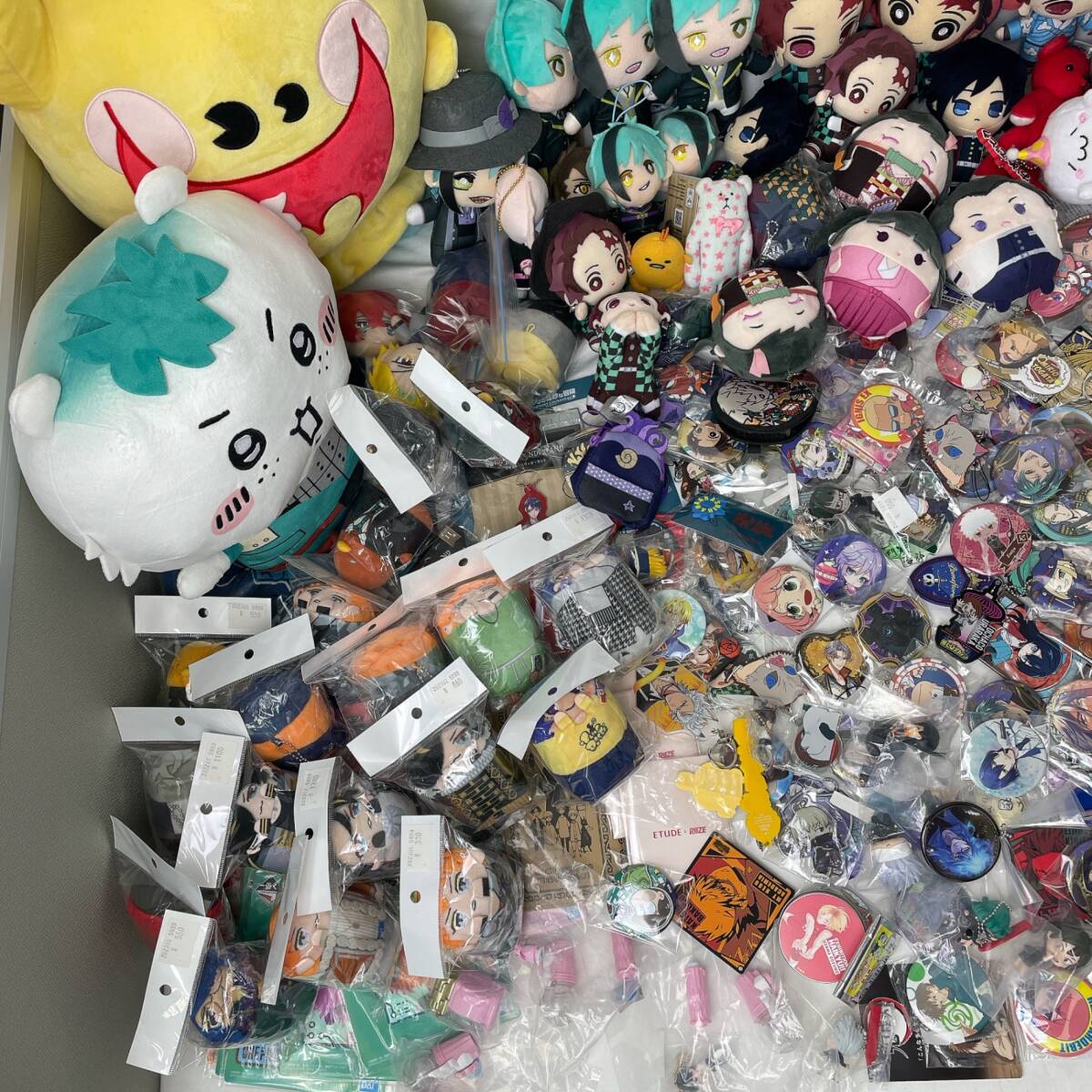 ☆ジャンク☆鬼滅の刃 グッズ まとめ売り 大量セット(ラバスト ☆ジャンク☆鬼滅の刃 グッズ まとめ売り 大量セット(ラバスト