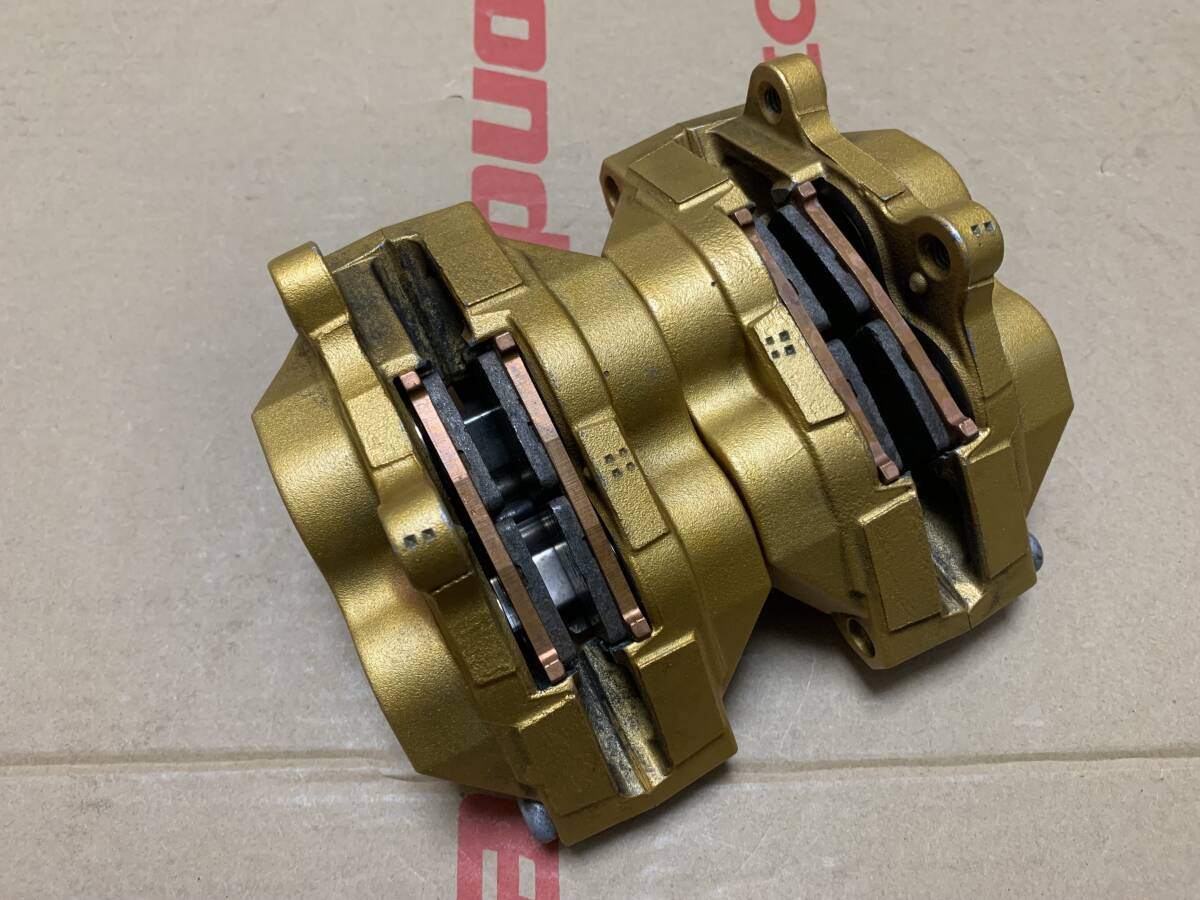 美品 希少ゴールド トキコ製4PODブレーキキャリパー ピッチ62mm 美品 希少ゴールド トキコ製4PODブレーキキャリパー ピッチ62mm