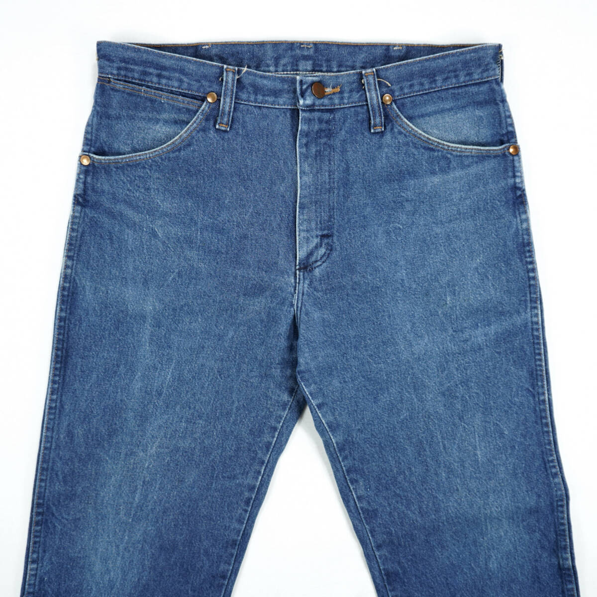 Wrangler 13MWZ INDIGO DENIM PANTS USA 1990s W33 L30 WR24019 Wrangler 13MWZ INDIGO DENIM PANTS USA 1990s W33 L30 WR24019