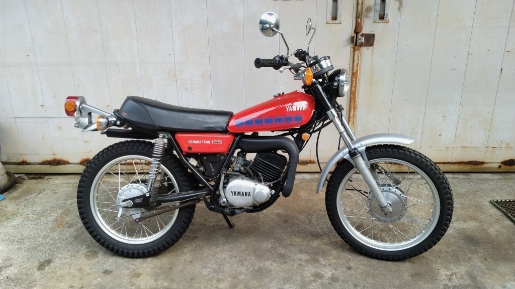 YAMAHA　ヤマハ　DT125　1976年　5速　実働車両